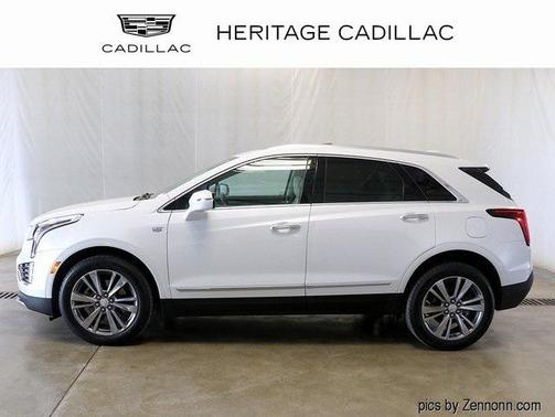 2022 Cadillac XT5 Premium Luxury