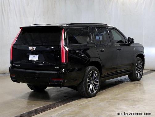 2025 Cadillac Escalade Sport