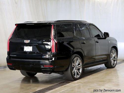 2025 Cadillac Escalade Sport