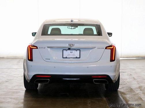 2022 Cadillac CT5 Premium Luxury RWD
