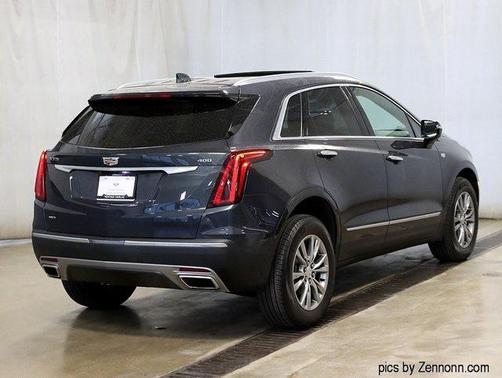 2022 Cadillac XT5 Premium Luxury