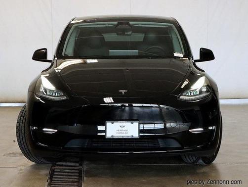 2023 Tesla Model Y Performance Dual Motor All-Wheel Drive