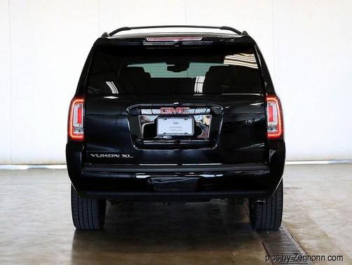 2020 GMC Yukon XL SLT