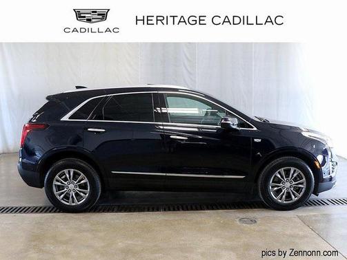 2022 Cadillac XT5 Premium Luxury