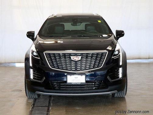 2022 Cadillac XT5 Premium Luxury