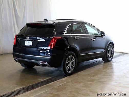 2022 Cadillac XT5 Premium Luxury