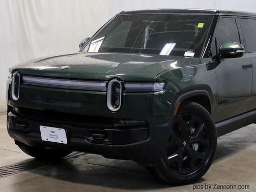 2025 Rivian R1S Adventure Dual Motor Standard Pack