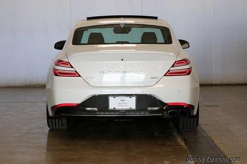 2022 Genesis G70 2.0T AWD