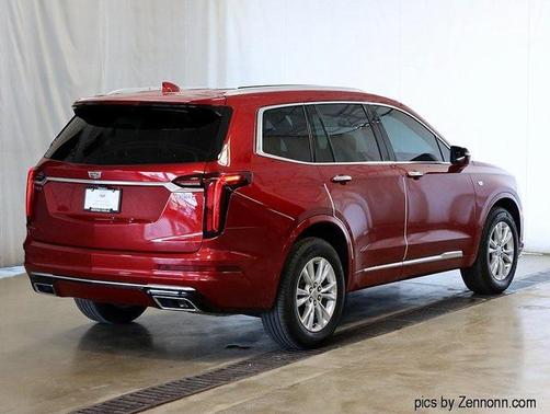 2024 Cadillac XT6 Luxury FWD