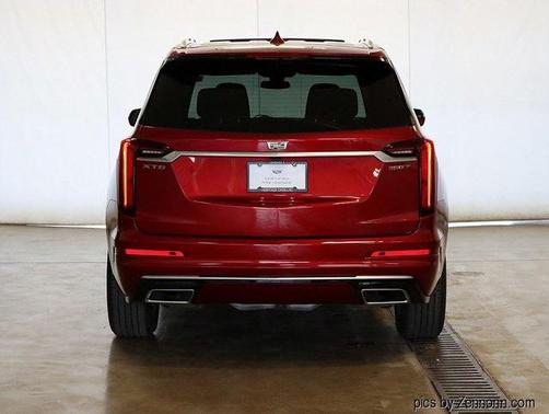 2024 Cadillac XT6 Luxury FWD