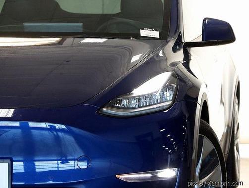 2021 Tesla Model Y Long Range Dual Motor All-Wheel Drive