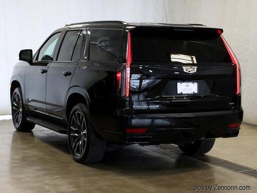 2024 Cadillac Escalade Sport