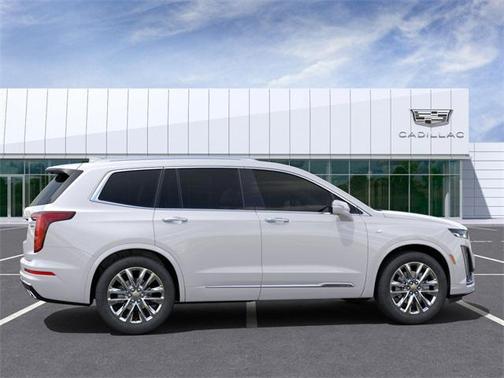 2025 Cadillac XT6 Premium Luxury AWD