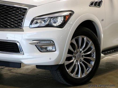 2017 INFINITI QX80 Base