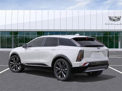 2025 Cadillac OPTIQ Luxury 2 AWD