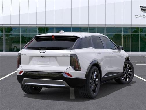 2025 Cadillac OPTIQ Luxury 2 AWD