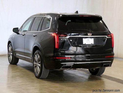 2022 Cadillac XT6 Premium Luxury AWD