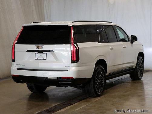 2025 Cadillac Escalade ESV Sport Platinum
