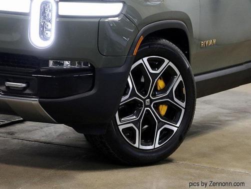 2022 Rivian R1S Launch Edition