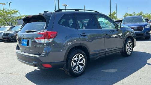 Magnetite Gray Metallic 2021 Subaru Forester Premium
