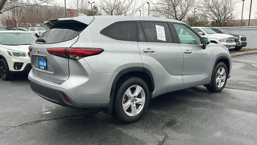 2021 Toyota Highlander LE
