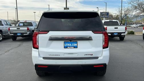 Summit White 2021 GMC Yukon 4WD AT4