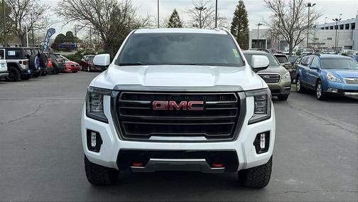 Summit White 2021 GMC Yukon 4WD AT4