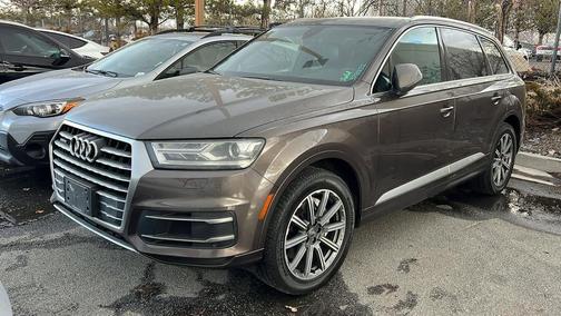 2019 Audi Q7 45 Premium