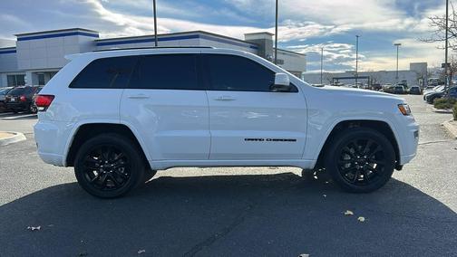 2021 Jeep Grand Cherokee Laredo