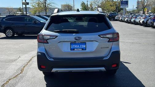 2025 Subaru Outback Touring XT