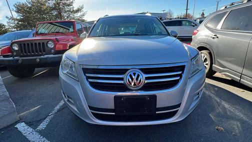 2011 Volkswagen Tiguan SE
