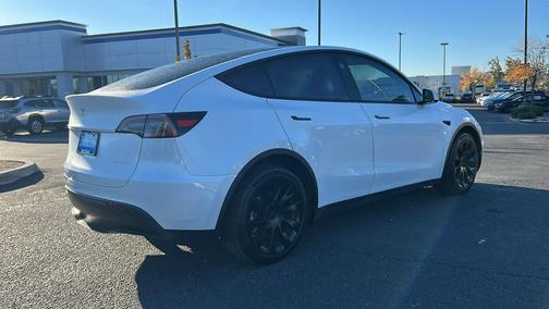 2023 Tesla Model Y AWD