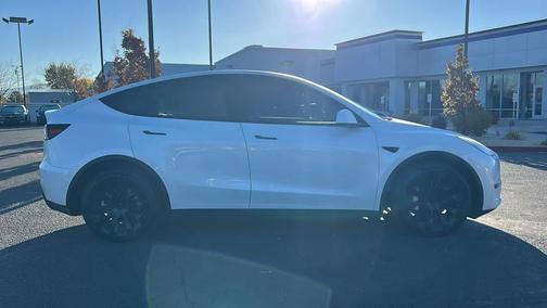 2023 Tesla Model Y AWD