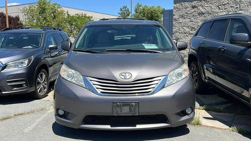 2016 Toyota Sienna XLE Premium