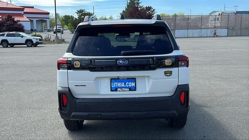 Crystal White Pearl 2026 Subaru Outback Wilderness