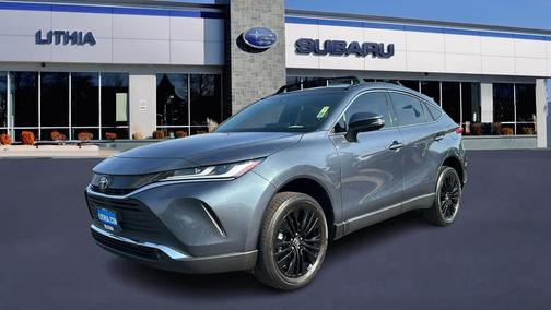2022 Toyota Venza XLE