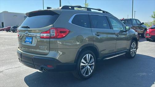2022 Subaru Ascent Limited 8-Passenger