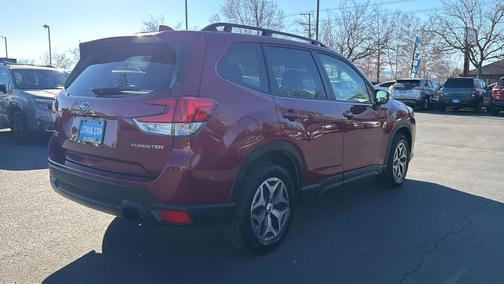 2023 Subaru Forester Premium