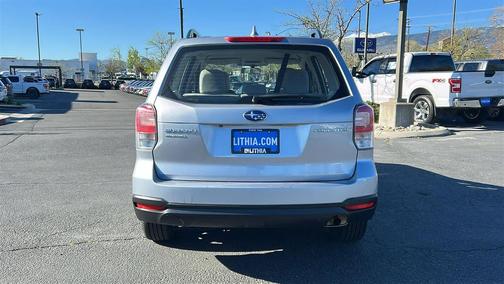 2017 Subaru Forester 2.5i