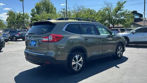 2022 Subaru Ascent Premium 8-Passenger