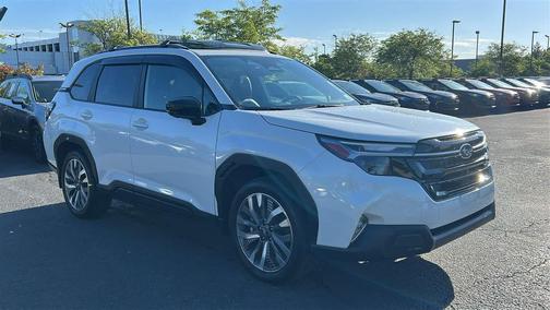 Crystal White Pearl 2025 Subaru Forester Touring