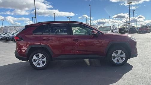 2019 Toyota RAV4 Hybrid XLE