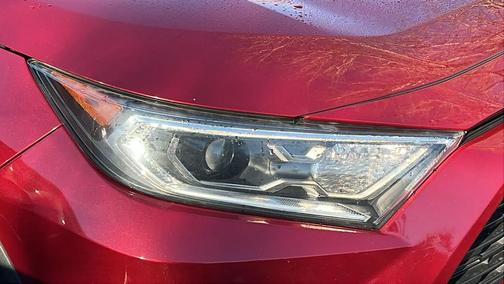 2019 Toyota RAV4 Hybrid XLE