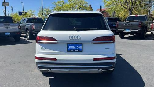 2023 Audi Q7 55 Premium Plus