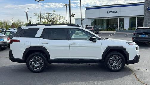 Crystal White Pearl 2026 Subaru Outback Premium