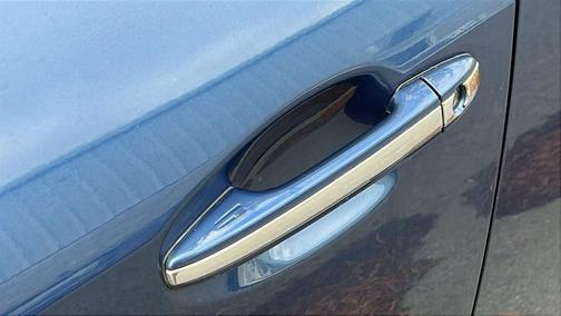 2021 Subaru Outback Touring