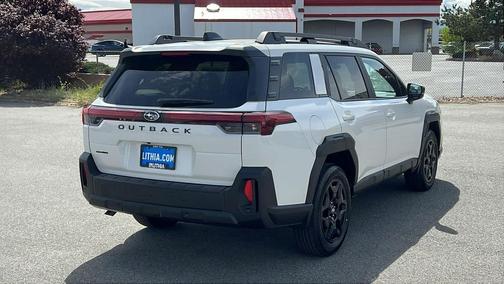 Crystal White Pearl 2026 Subaru Outback Limited
