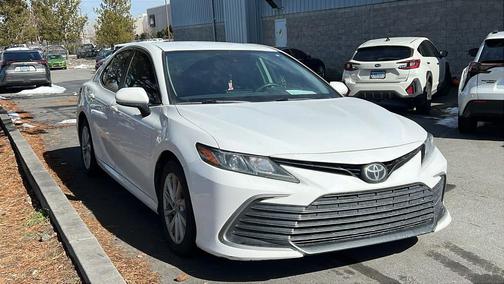 2022 Toyota Camry LE