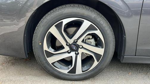 2022 Subaru Legacy Touring XT