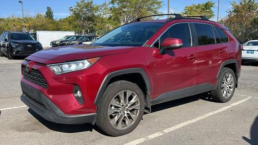 2021 Toyota RAV4 XLE Premium